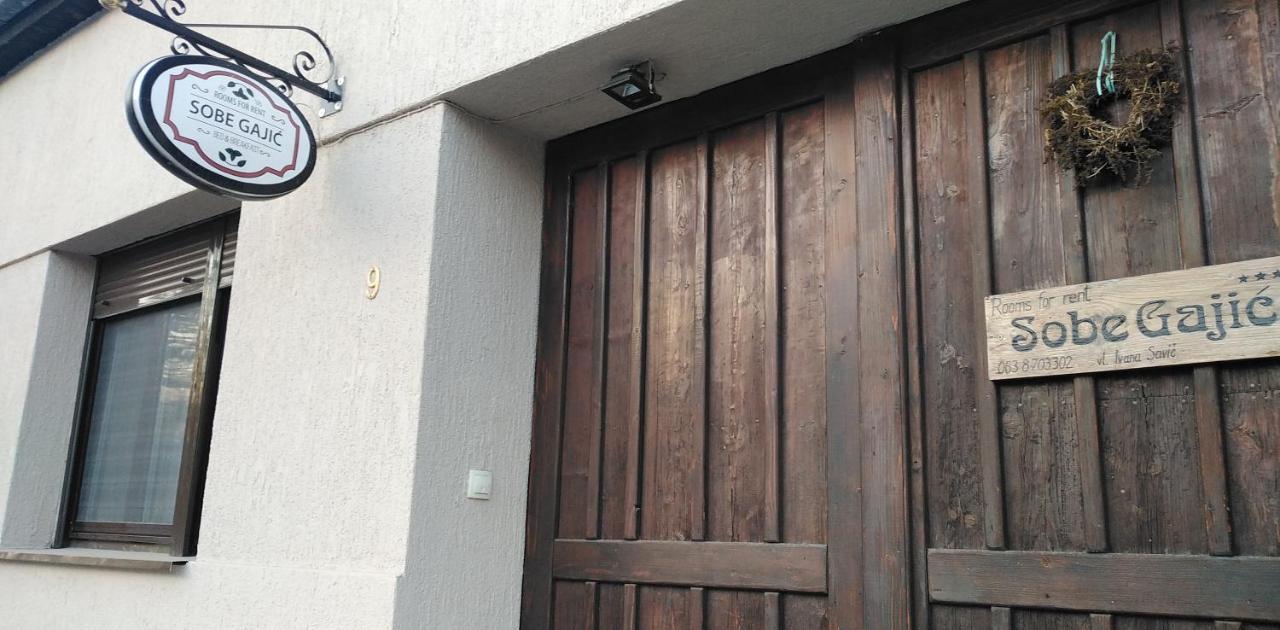 Sobe Gajic Sremski Karlovci Exteriér fotografie